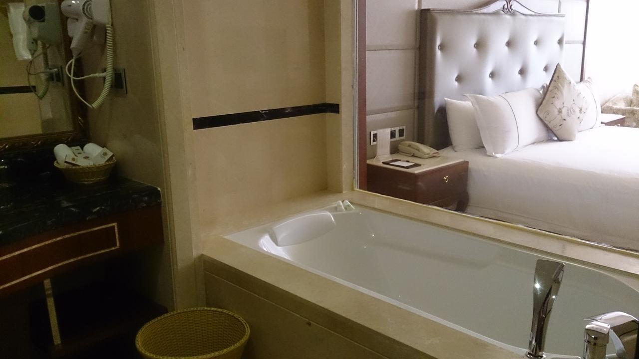 Shantou Oujue Hotel Buitenkant foto