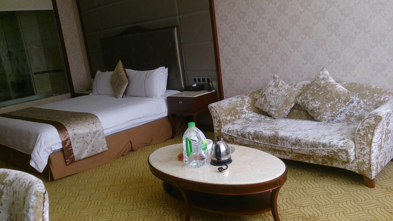 Shantou Oujue Hotel Buitenkant foto